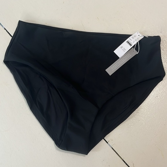 J crew Hallie bikini bottom in Classic Sculpt™ - Picture 5 of 10